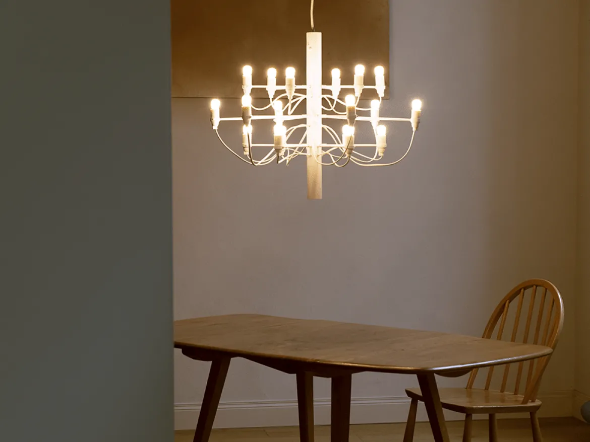 2097/18 (clear bulbs)