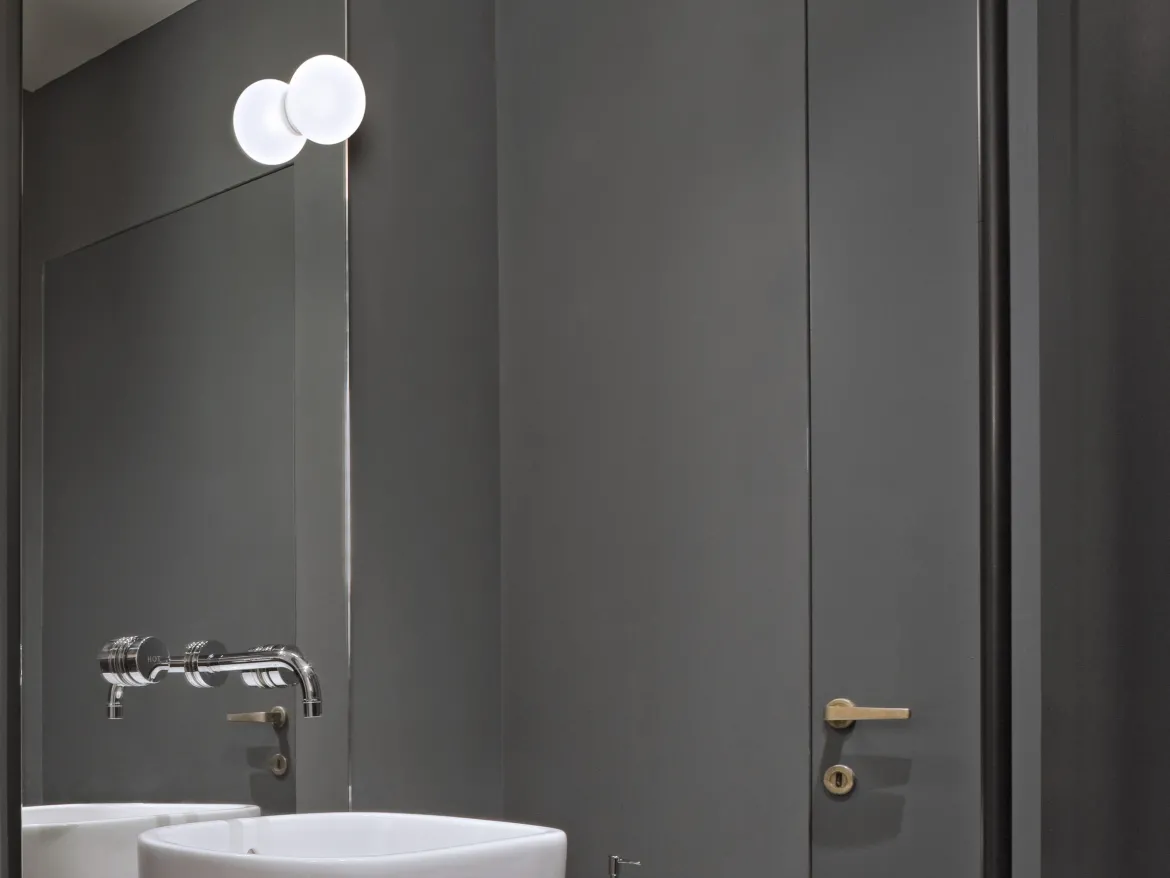 Mini Glo-Ball Ceiling/Wall Mirror
