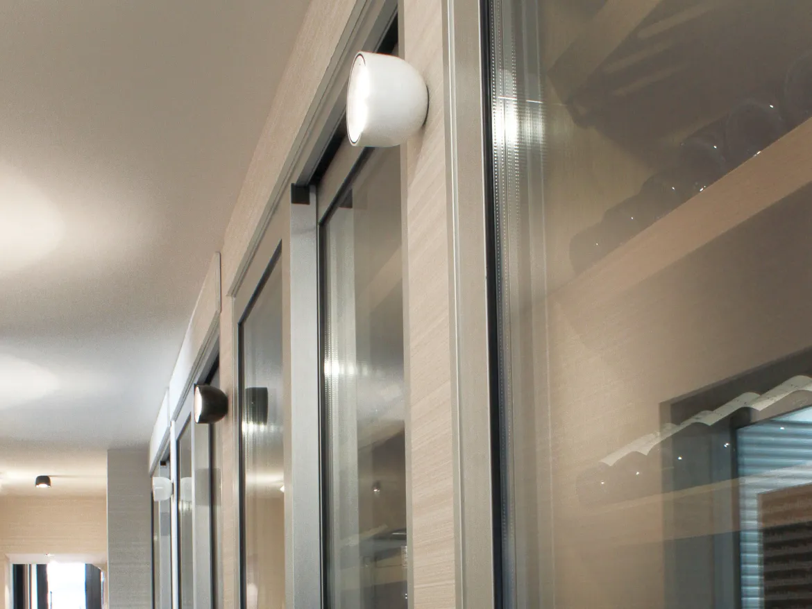 Wan Ceiling/Wall